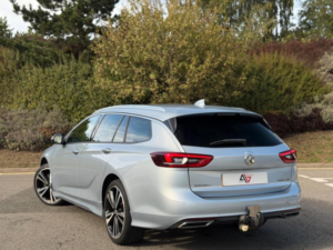 2017 Vauxhall Insignia 2.0 Turbo D Blueinjection Sri Vx Line Nav Sports Tourer Euro 6 (s/s) 5dr in Silver — image 5