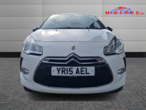 2015 Citroen Ds3 1.2 Puretech Dstyle Plus in White — image 2