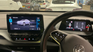 2022 Volkswagen Id.4 Pure 52kwh Life SUV 5dr Electric Auto (148 Ps) in Grey — image 2