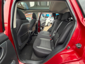2017 Nissan Qashqai 1.5 Dci N-Connecta Euro 6 (s/s) 5dr in Red — image 5