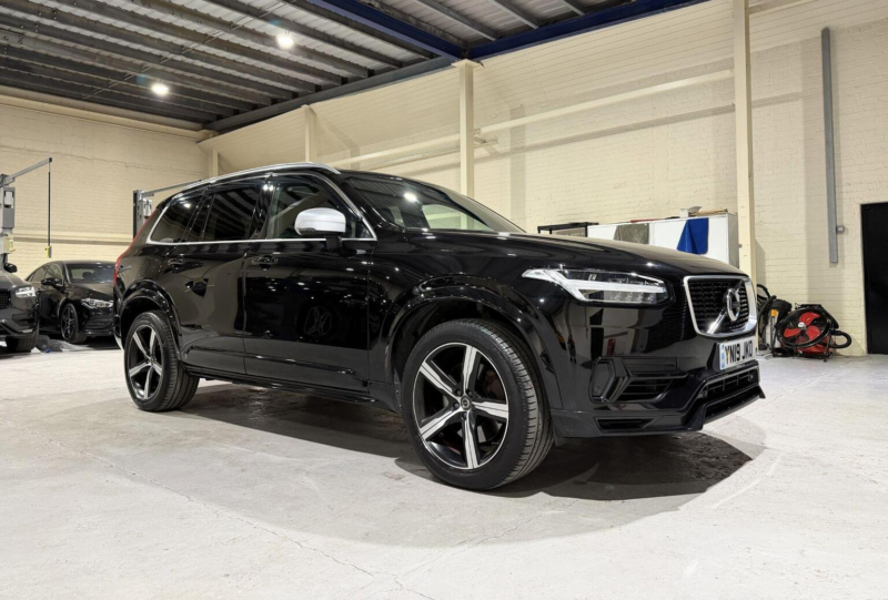2019 Volvo Xc90 2.0h T8 Twin Engine 11.6kwh R-Design Auto 4WD Euro 6 (s/s) 5dr in Black — image 1