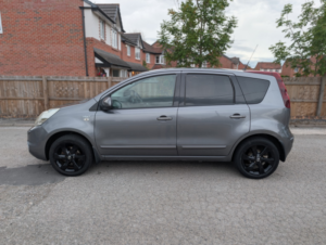 2013 Nissan Note 1.4 16v N-Tec+ in Grey — image 5