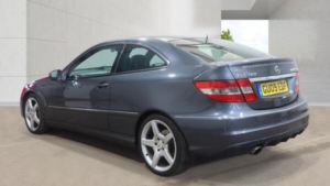 2009 Mercedes-Benz Clc Class 1.8 Clc180k Sport Coupe Auto Euro 4 3dr in Grey — image 5