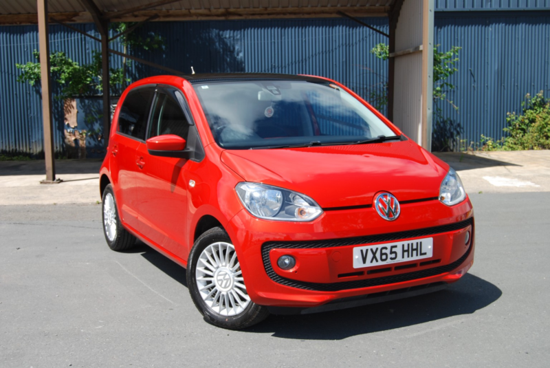 2015 Volkswagen Up 1.0 High Up in Orange — image 1