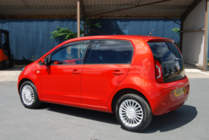 2015 Volkswagen Up 1.0 High Up in Orange — image 4