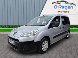 2010 Peugeot Partner Tepee 1.6 16v Tepee Urban 5dr in Silver — image 3