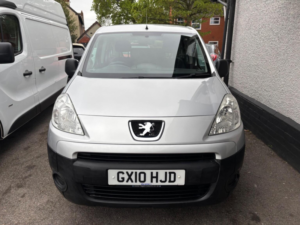 2010 Peugeot Partner Tepee 1.6 16v Tepee Urban 5dr in Silver — image 5