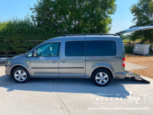 2014 Volkswagen Caddy Maxi Life 1.6 Tdi Cr in Grey — image 5
