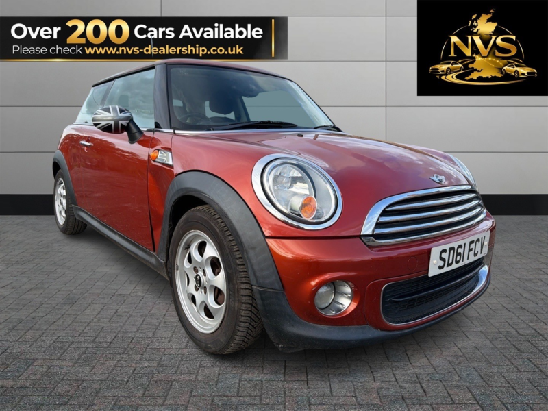 2011 MINI Hatch 1.6 One Hatch in Orange — image 1