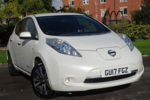 2017 Nissan Leaf 30kwh Tekna Auto 5dr in White — image 3