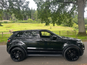2014 Land Rover Range Rover Evoque 2.2 Sd4 Dynamic SUV 5dr Diesel Auto 4WD Euro 5 (s/s) (190 Ps) in Black — image 2
