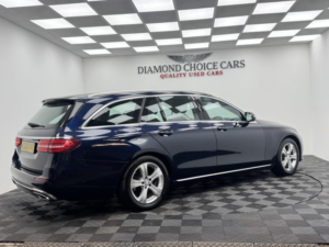2016 Mercedes-Benz E Class 2.0 E220d Se in Blue — image 6