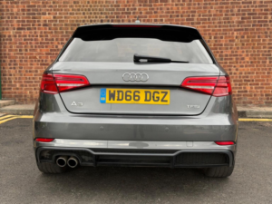 2017 Audi A3 1.4 Tfsi Cod Black Edition Sportback Euro 6 (s/s) 5dr in Grey — image 4