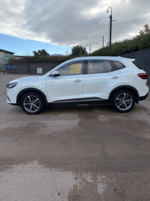 2021 MG MG Hs 1.5 T-Gdi Exclusive SUV 5dr Petrol Manual Euro 6 (s/s) (162 Ps) in White — image 2