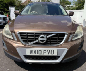 2010 Volvo Xc60 2.4 D5 Se Lux Geartronic AWD Euro 4 5dr in Bronze — image 2