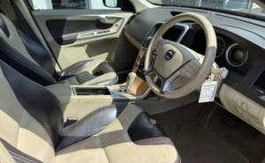 2010 Volvo Xc60 2.4 D5 Se Lux Geartronic AWD Euro 4 5dr in Bronze — image 4