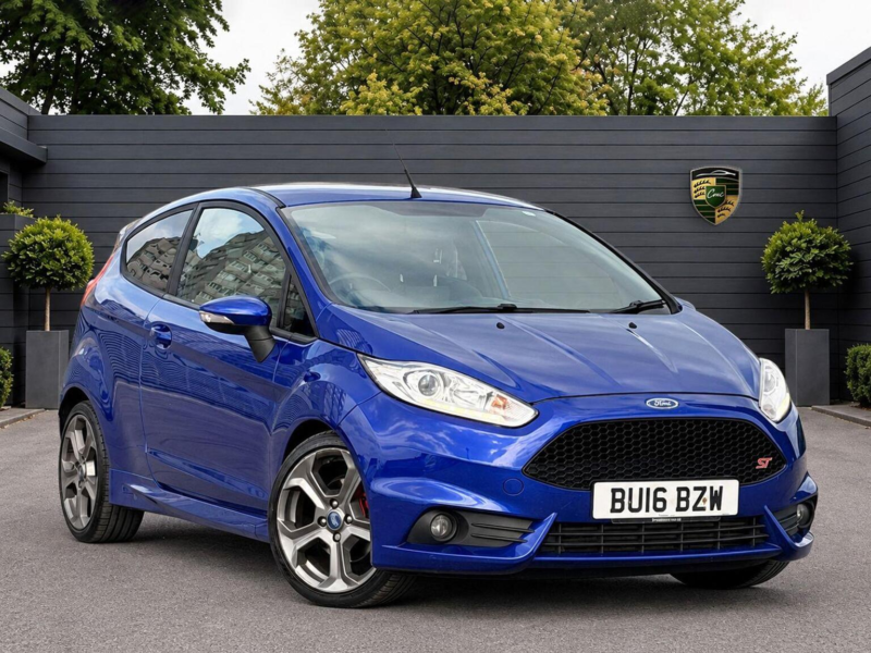 2016 Ford Fiesta 1.6t Ecoboost St-2 Euro 6 3dr in Blue — image 1
