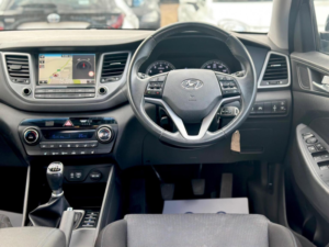 2017 Hyundai Tucson 1.6 Gdi Blue Drive Se Nav Euro 6 (s/s) 5dr in Black — image 2
