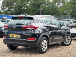 2017 Hyundai Tucson 1.6 Gdi Blue Drive Se Nav Euro 6 (s/s) 5dr in Black — image 3