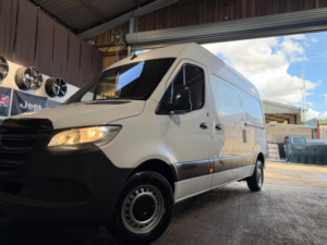 2019 Mercedes-Benz Sprinter 2.1 314 Cdi Fwd L2 H2 Euro 6 5dr in White — image 3