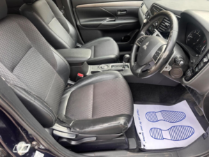 2015 Mitsubishi Outlander 2.2 Di-D Gx3 Auto 4WD Euro 5 (s/s) 5dr in Blue — image 6