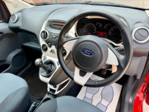 2013 Ford Ka 1.2 Zetec Euro 5 (s/s) 3dr in Red — image 5