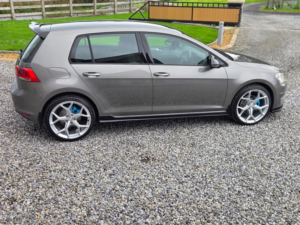 2013 Volkswagen Golf 1.6 Tdi Bluemotion Tech S Hatchback 5dr Diesel Manual Euro 5 (s/s) (105 Ps) in Grey — image 6