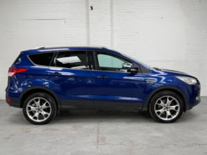2015 Ford Kuga 2.0 Tdci Titanium X Sport SUV 5dr Diesel Manual AWD Euro 6 (s/s) (180 Ps) in Blue — image 3