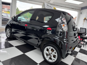 2013 Citroen C1 1.0i Connexion Euro 5 5dr in Black — image 4