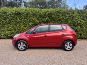 2013 Kia Venga 1.4 Crdi 1 in Red — image 6