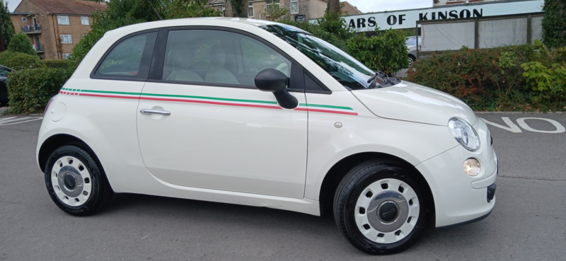 2010 Fiat 500 1.2 Pop in White — image 1