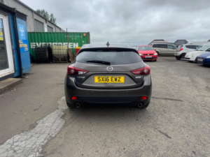 2016 Mazda Mazda3 2.0 Skyactiv-G Se-L Nav Auto Euro 5 (s/s) 5dr in Grey — image 5