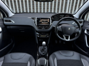 2016 Peugeot 2008 1.6 Bluehdi Allure Euro 6 (s/s) 5dr in White — image 3