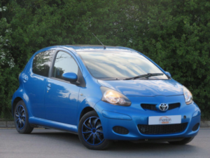 2010 Toyota Aygo 1.0 Vvt-I Blue Multimode Euro 5 5dr in Blue — image 2