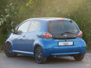 2010 Toyota Aygo 1.0 Vvt-I Blue Multimode Euro 5 5dr in Blue — image 6