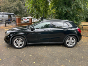 2014 Mercedes-Benz Gla 2.1 Gla220 Cdi Se 7g-Dct 4matic Euro 6 (s/s) 5dr in Black — image 5