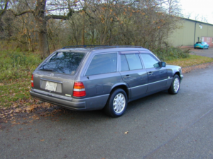 1995 Mercedes-Benz 300 Ref 8723 - Sold Confirmed Order - Mercedes Benz W124 E300 Turbo Diesel Estate 7 in Grey — image 3