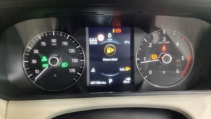 2019 Land Rover Range Rover Velar 2.0 D180 S Auto 4WD Euro 6 (s/s) 5dr in Grey — image 4