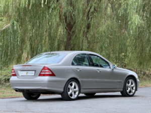 2006 Mercedes-Benz C Class 1.8 C200 Kompressor Avantgarde Se in Silver — image 2