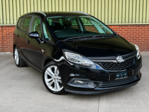2017 Vauxhall Zafira Tourer 1.4 I Turbo Sri in Black — image 2