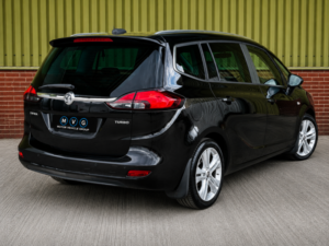 2017 Vauxhall Zafira Tourer 1.4 I Turbo Sri in Black — image 5