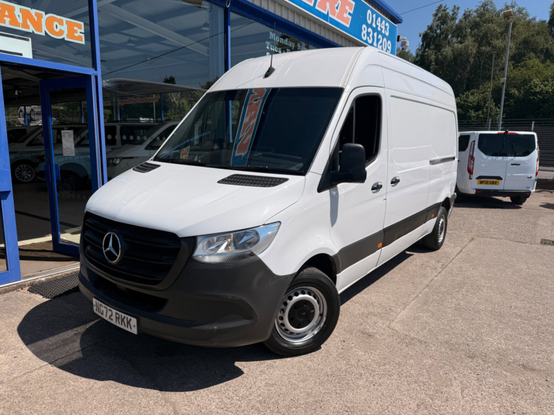 2023 Mercedes-Benz Sprinter 2.0 315 Cdi Progressive Panel Van 5dr Diesel Manual Fwd L2 H2 Euro 6 150 Ps in White — image 1