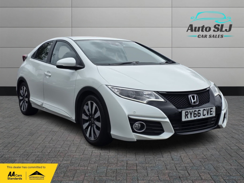 2017 Honda Civic 1.8 I-Vtec Se Plus in White — image 1
