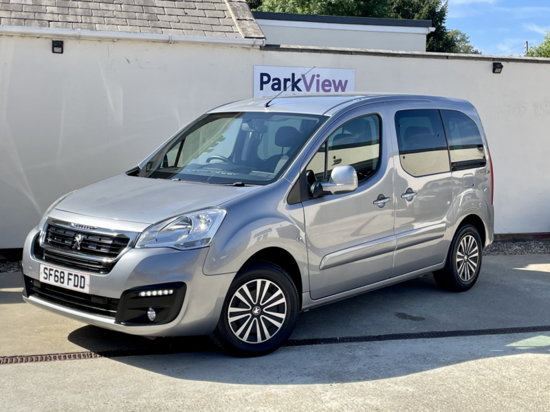 2018 Peugeot Partner 1.6 Hdi Horizon – Allied Mobility Conversion Wheelchair Adapted Wav (2018) 18 in Grey — image 1