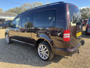 2013 Volkswagen Caddy Maxi Life 7 SEAT Auto Wav Wheelchair Accessible Vehicle Automatic 1.6 Tdi Cr in Red — image 4