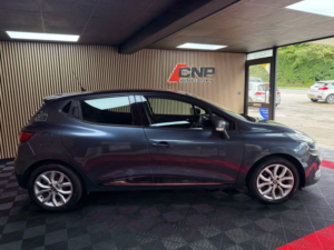 2017 Renault Clio 0.9 Tce Eco Dynamique Nav Hatchback 5dr Petrol Manual Euro 6 (s/s) (90 Ps) in Grey — image 2