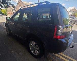 2012 Land Rover Freelander 2 2.2 Sd4 Xs in Blue — image 6