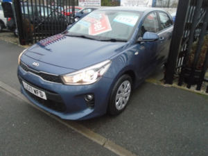 2017 Kia Rio 1.4 Crdi 1 Hatchback 5dr Diesel Manual Euro 6 (s/s) (76 Bhp) in Blue — image 3
