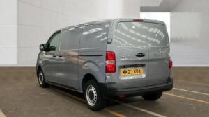 2023 Peugeot Expert 1.5 Bluehdi 1000 Professional Premium + Standard Panel Van Mwb Euro 6 (s/s) 6dr in Grey — image 3