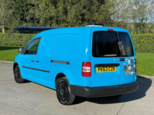 2013 Volkswagen Caddy 1.6 Tdi C20 Startline L1 H1 4dr in Blue — image 5